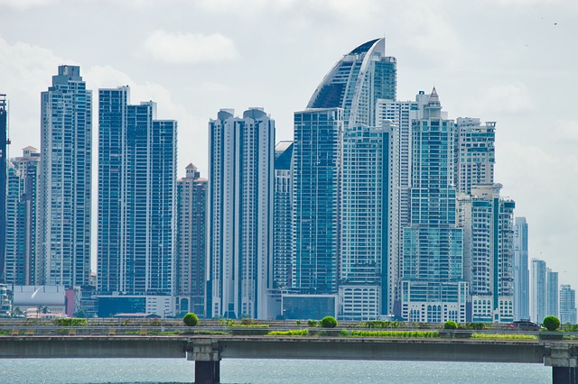 Vista do Casco Viejo na Cidade do Panamá com seus prédios coloniais coloridos