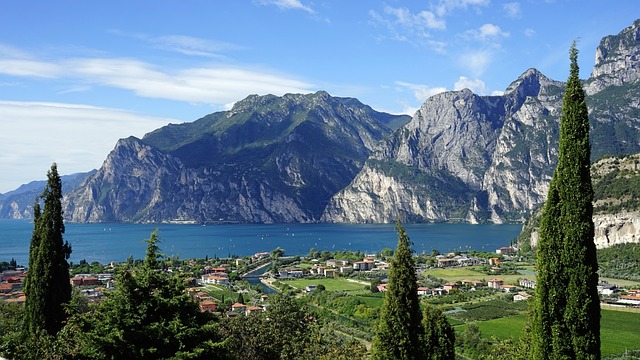 Descubra o Lago de Garda: O Paraíso Natural da Itália