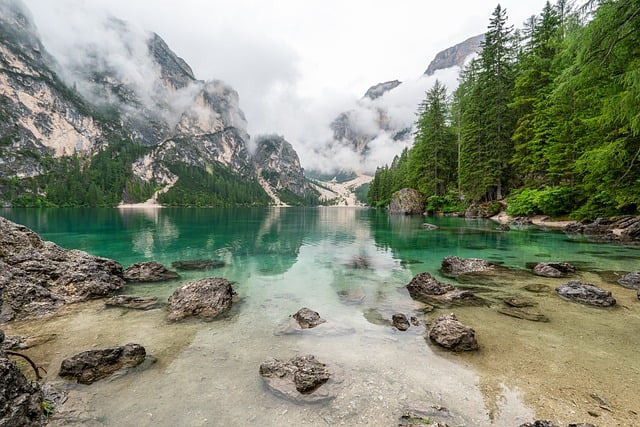 Explore os Alpes Italianos: Um Paraíso de Natureza, Esportes e Cultura